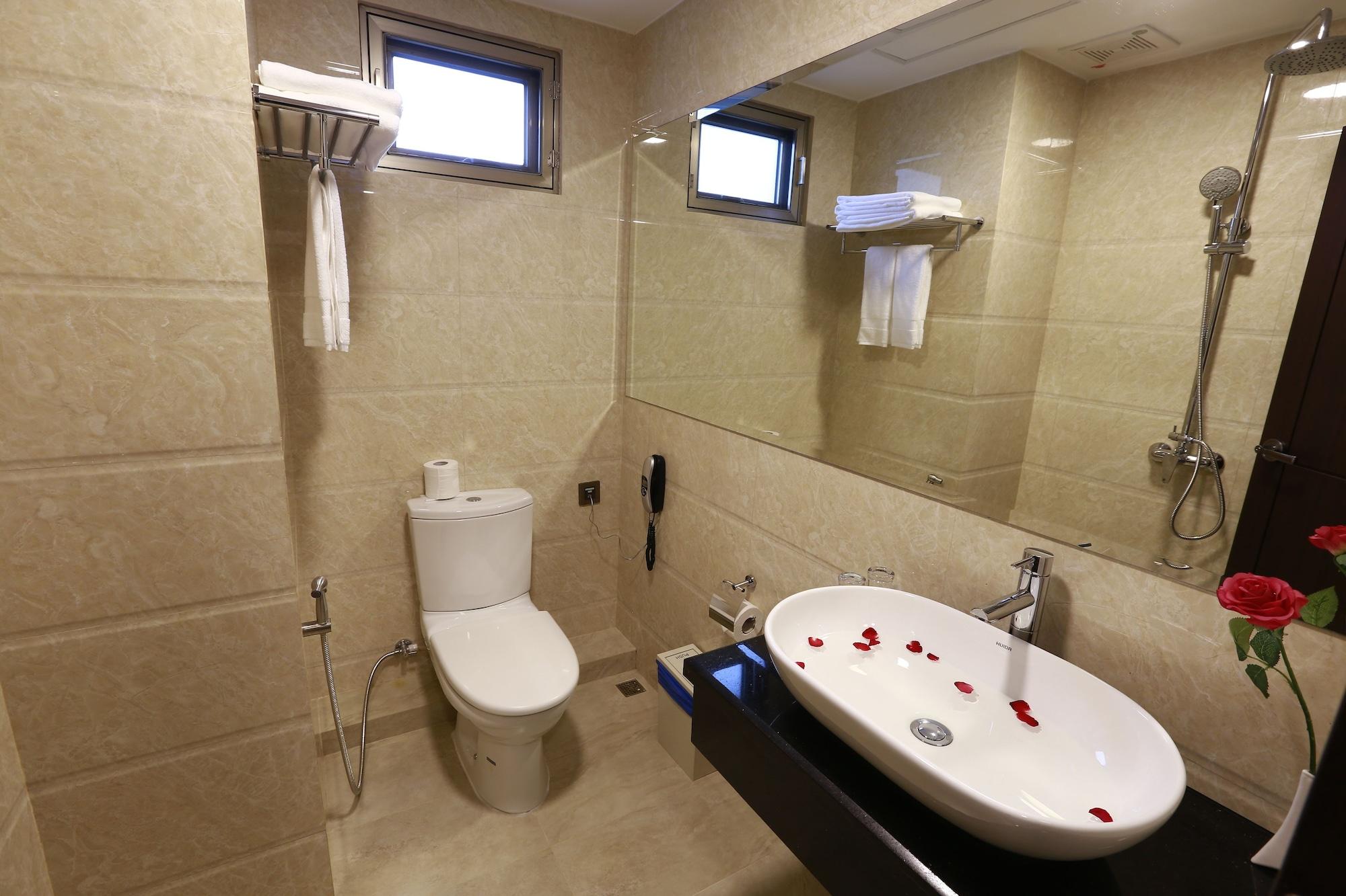 יאנגון Rose Palace Hotel מראה חיצוני תמונה