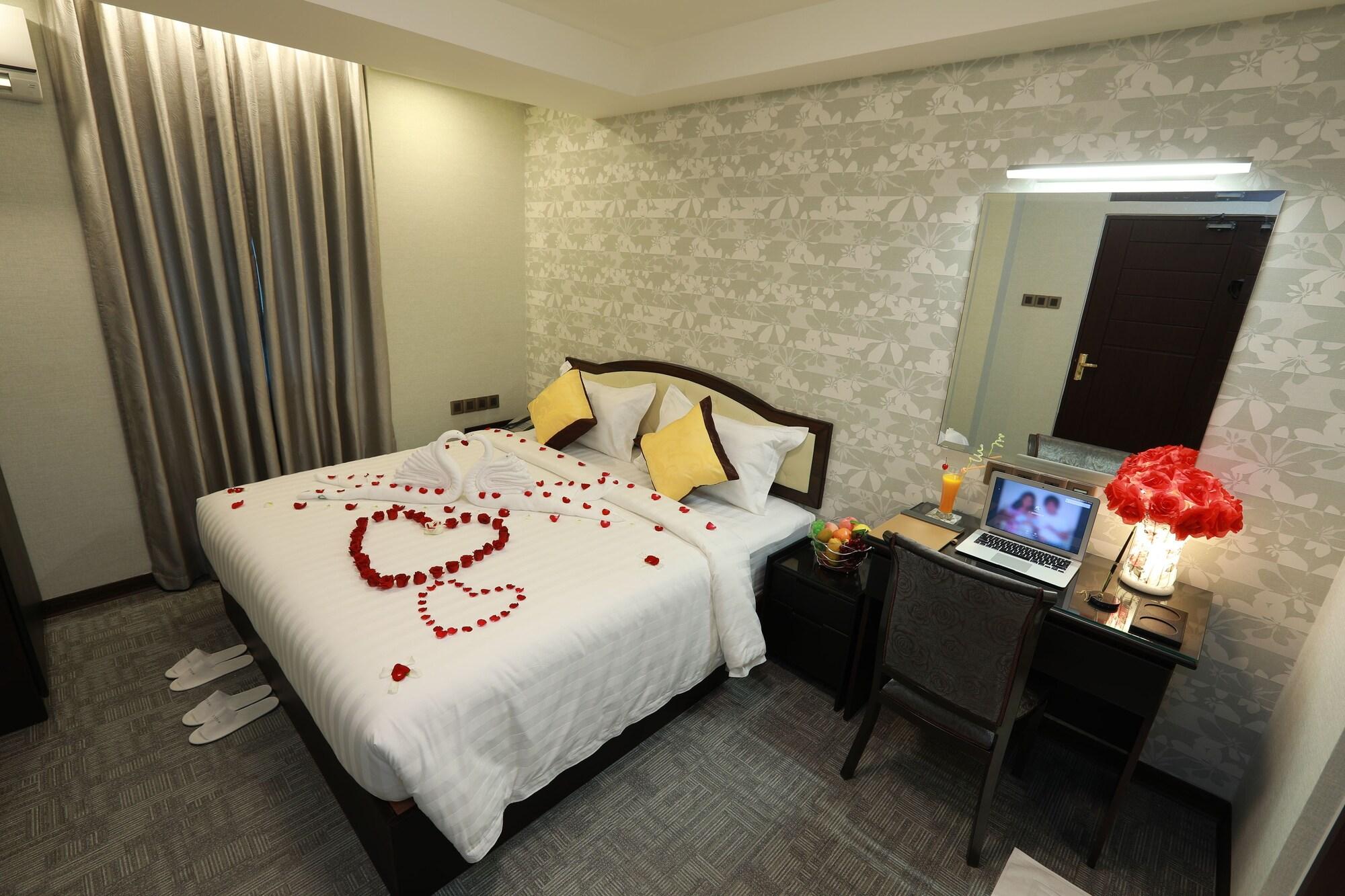 יאנגון Rose Palace Hotel מראה חיצוני תמונה