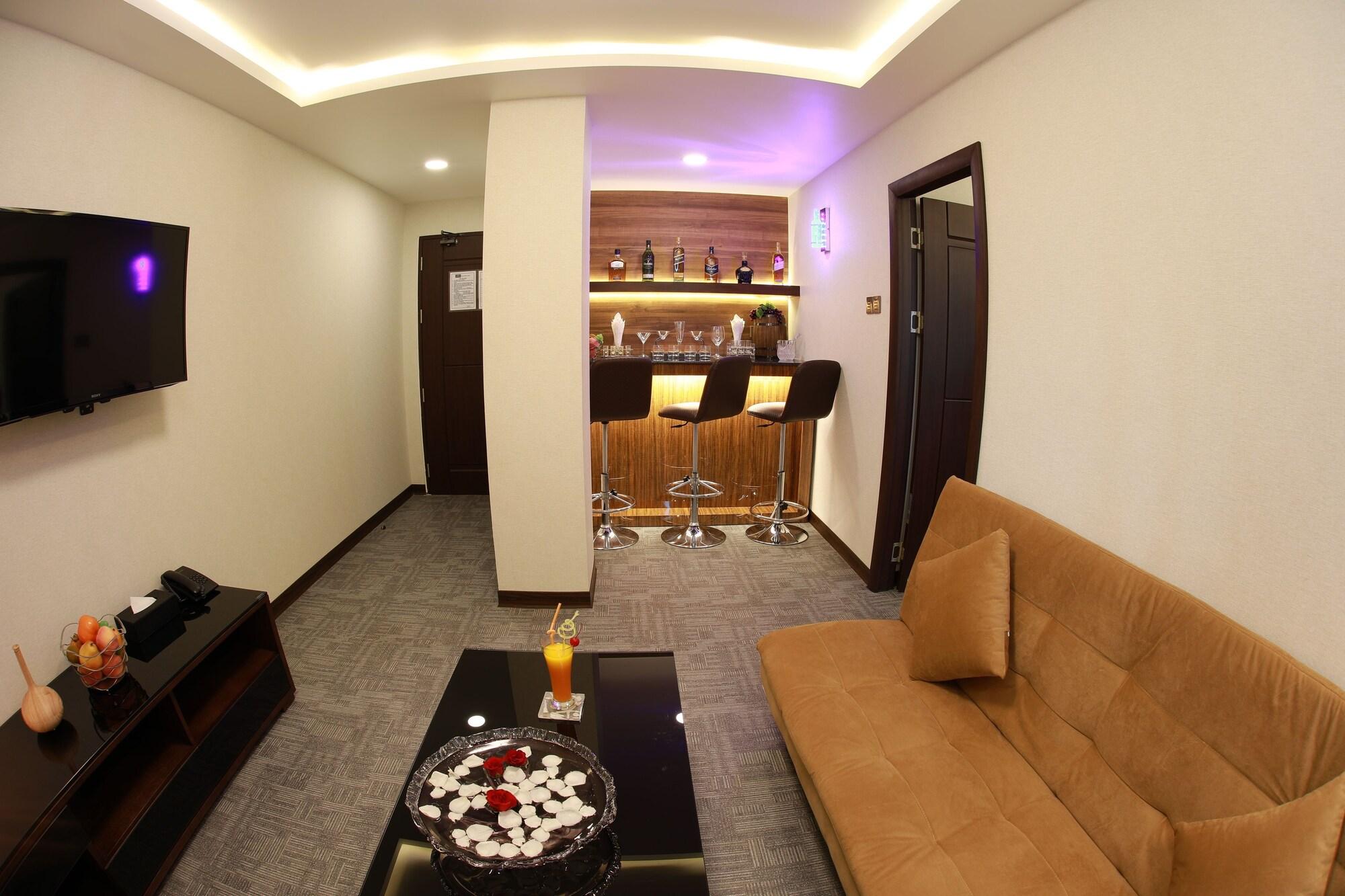 יאנגון Rose Palace Hotel מראה חיצוני תמונה