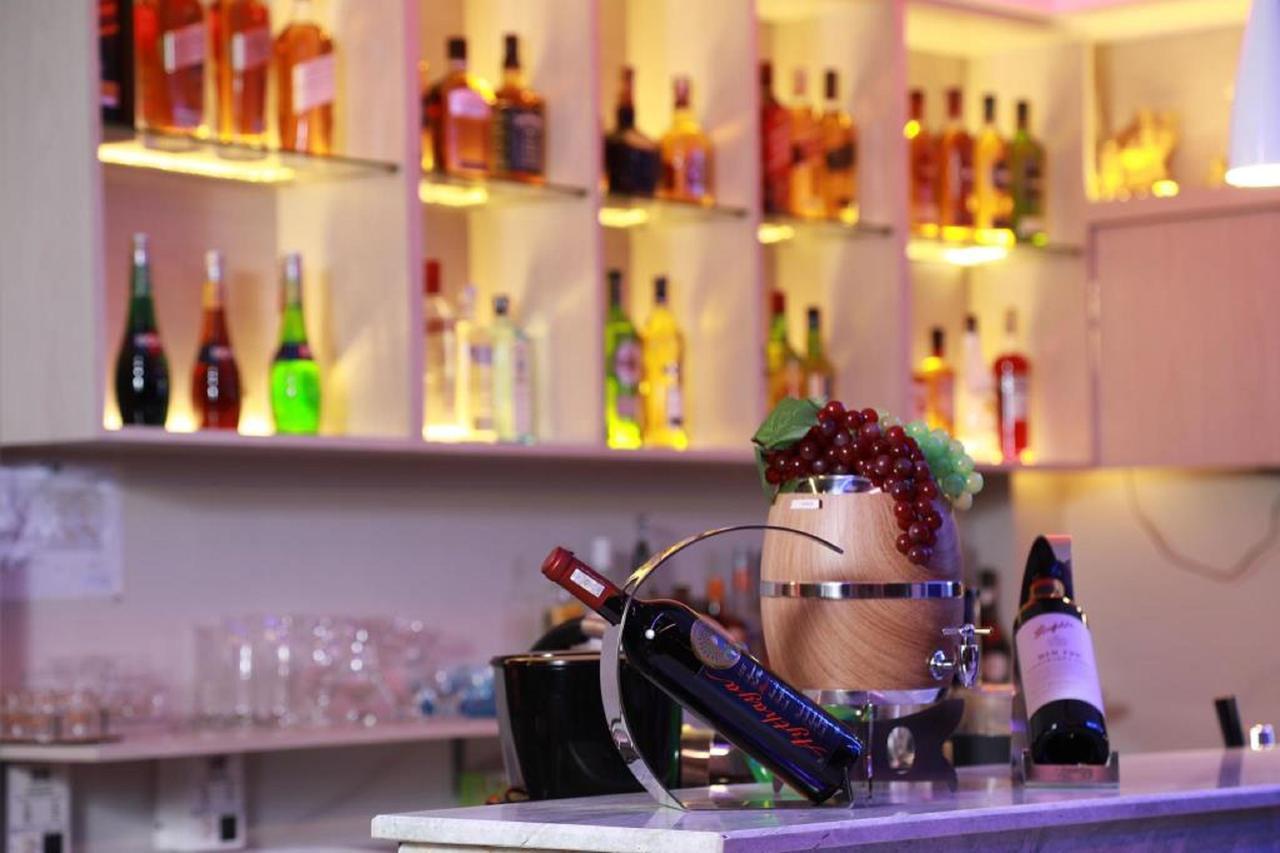 יאנגון Rose Palace Hotel מראה חיצוני תמונה