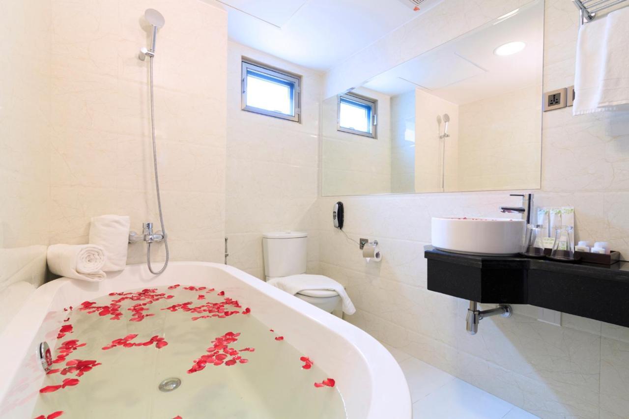 יאנגון Rose Palace Hotel מראה חיצוני תמונה